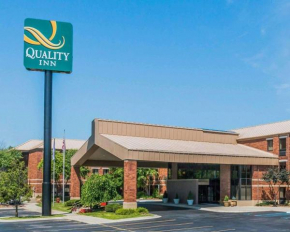  Quality Inn Auburn Hills  Оберн Хилс